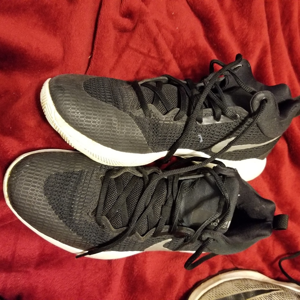 New nike mens basketball shoes size:10